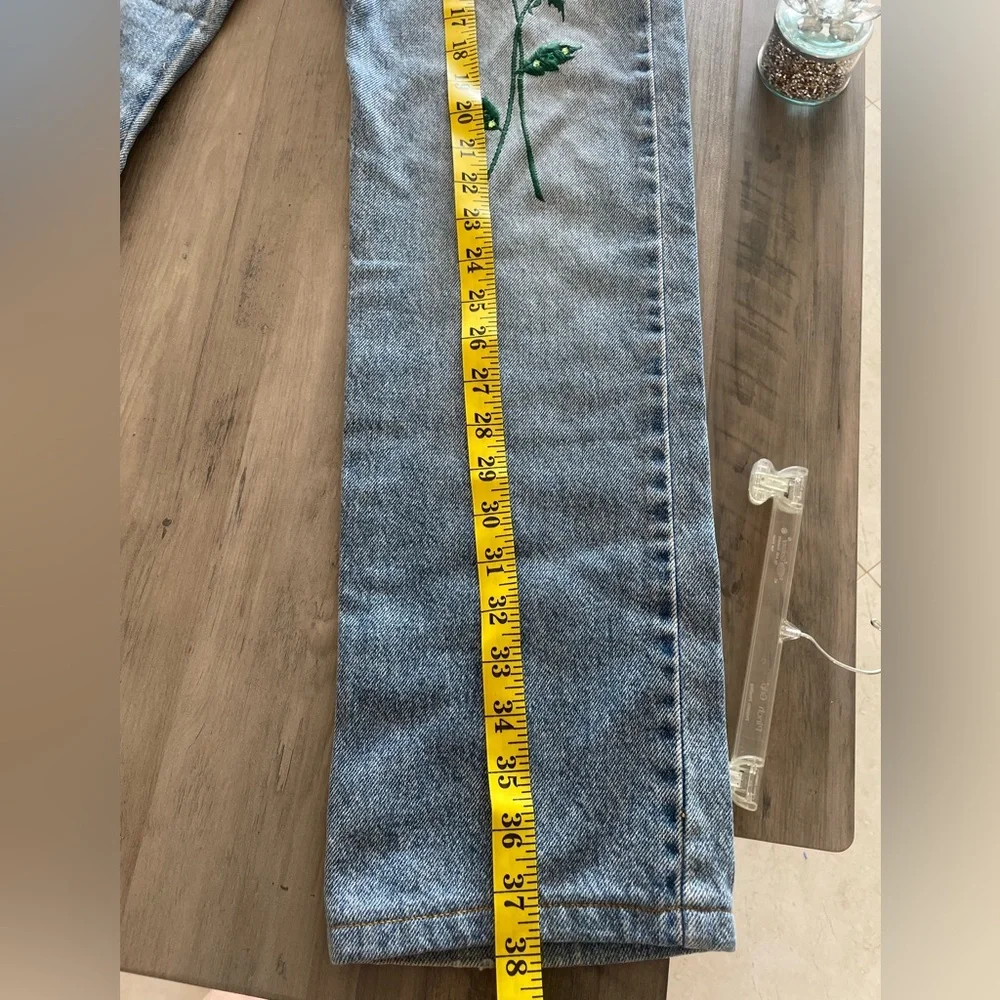 ABS Allen Schwartz embroidered rose denim jeans size 6 RARE!